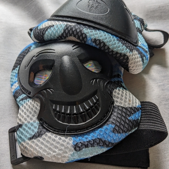 Outdoor Sport Knee/Elbow Pads, for kids - Picture 3 of 5